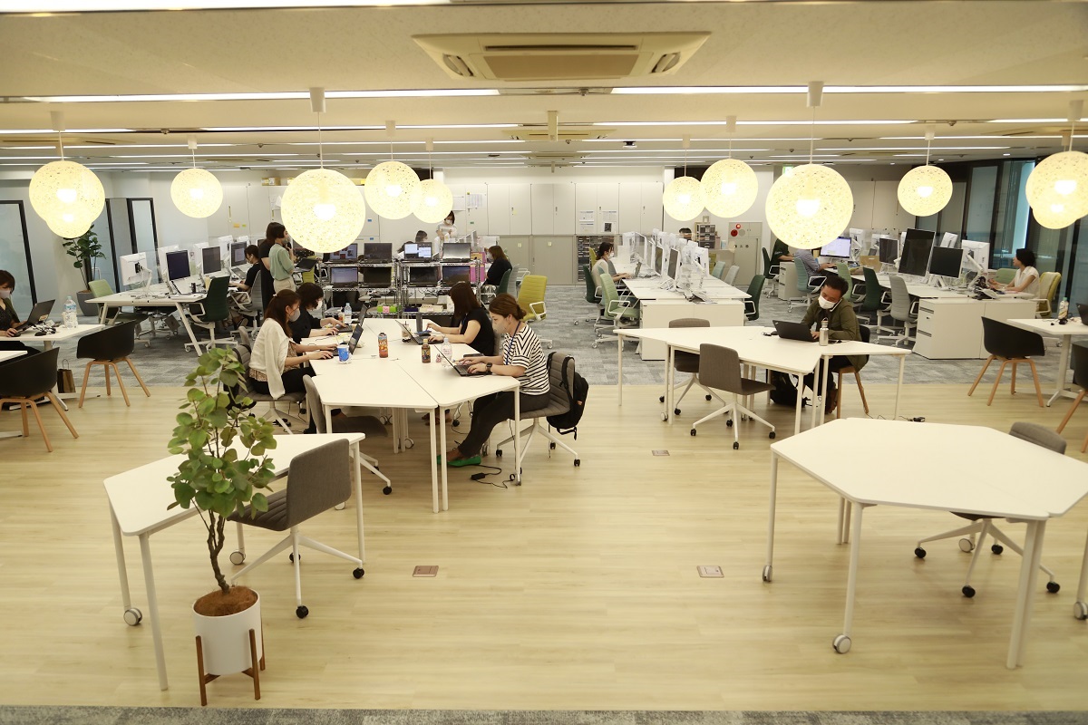 オフィスフロア（業務スペース）